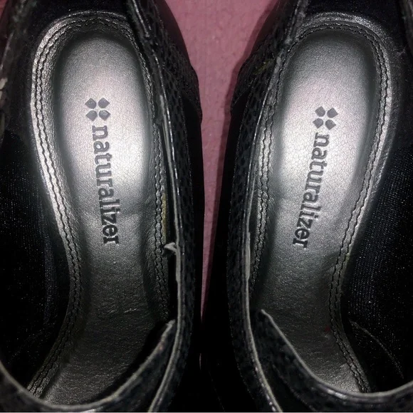 🆕 SnakeSkin Booties 🐍🖤 - Picture 8 of 11